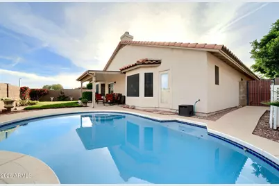 458 W Smoke Tree Road, Gilbert, AZ 85233 - Photo 3