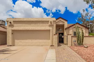 10244 N 65th Ln, Glendale, AZ 85302 - Photo 5