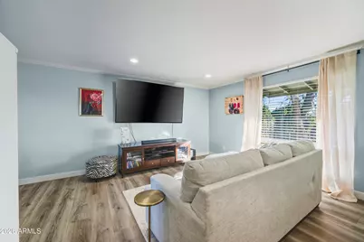 7141 N 16th Street #209, Phoenix, AZ 85020 - Photo 5