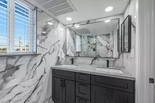 7141 N 16th St, Phoenix, AZ 85020 - Photo 17