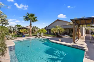 14242 N 138th Ct, Surprise, AZ 85379 - Photo 3