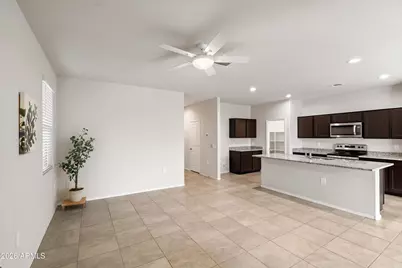 18621 W Hackamore Drive, Wittmann, AZ 85361 - Photo 7