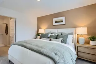 24996 N 174th Ln, Surprise, AZ 85387 - Photo 9