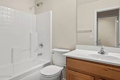 2130 W Hedgehog Place, Phoenix, AZ 85085 - Photo 31