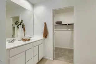 9553 W Verde Ln, Phoenix, AZ 85037 - Photo 13