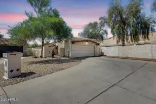 1771 W Mariposa Ct, Chandler, AZ 85224 - Photo 1