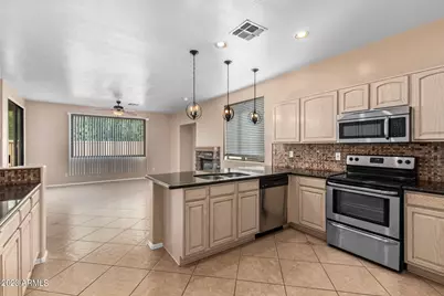 17554 W Cardinal Drive, Goodyear, AZ 85338 - Photo 15