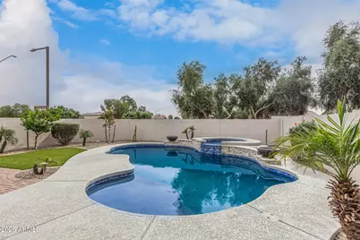 18109 W Bridger Street, Surprise, AZ 85388 - Photo 31