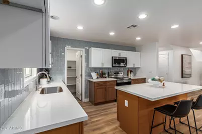 18109 W Bridger Street, Surprise, AZ 85388 - Photo 3