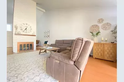 1336 E Maryland Avenue #8, Phoenix, AZ 85014 - Photo 9