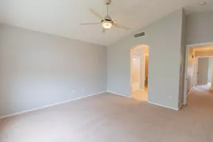 18033 N Skyhawk Dr, Surprise, AZ 85374 - Photo 9