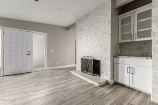 15041 N 6th St, Phoenix, AZ 85022 - Photo 9