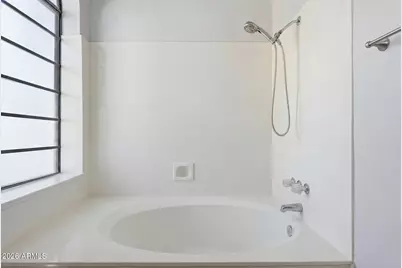 5640 E Bell Road #1038, Scottsdale, AZ 85254 - Photo 17