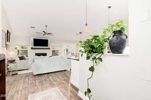 613 W Sherri Dr, Gilbert, AZ 85233 - Photo 3