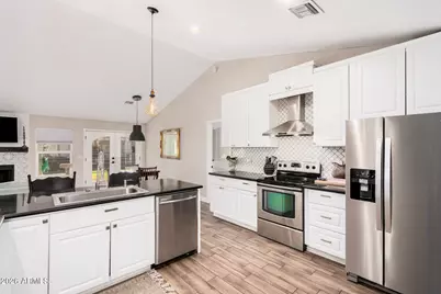 613 W Sherri Drive, Gilbert, AZ 85233 - Photo 11