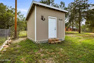 1955 Twin Pines Trail, Overgaard, AZ 85933 - Photo 25