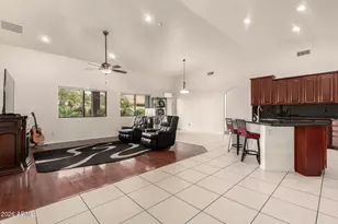 828 E Teakwood Dr, Chandler, AZ 85249 - Photo 15