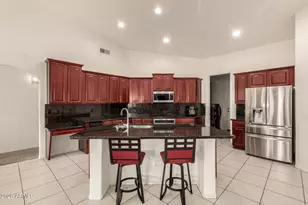 828 E Teakwood Dr, Chandler, AZ 85249 - Photo 19