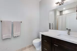 1400 E Bethany Home Rd, Phoenix, AZ 85014 - Photo 13