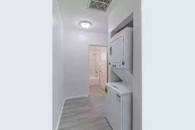 1649 E Oak Street #8, Phoenix, AZ 85006 - Photo 9