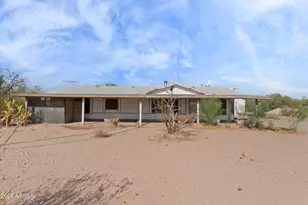 7985 W Caballero Cir, Arizona City, AZ 85123 - Photo 1