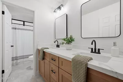 10930 W Cottonwood Lane, Avondale, AZ 85392 - Photo 37