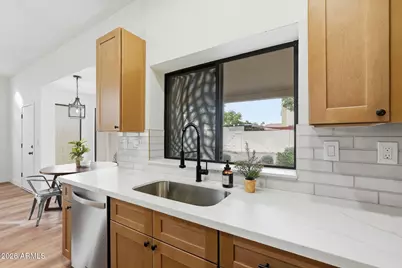 10930 W Cottonwood Lane, Avondale, AZ 85392 - Photo 17