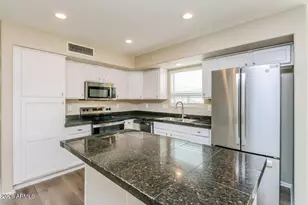 9216 W Globe Ave, Tolleson, AZ 85353 - Photo 7