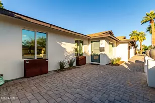 1232 E Broadmor Dr, Tempe, AZ 85282 - Photo 41