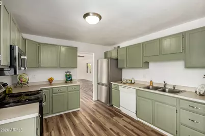 3913 W Krall Street, Phoenix, AZ 85019 - Photo 3