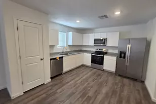 9310 W Swansea Dr, Arizona City, AZ 85123 - Photo 3