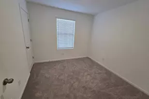 9310 W Swansea Dr, Arizona City, AZ 85123 - Photo 9