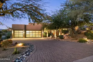 10664 E Monument Dr, Scottsdale, AZ 85262 - Photo 39