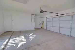 15392 S Kline Pl, Arizona City, AZ 85123 - Photo 13