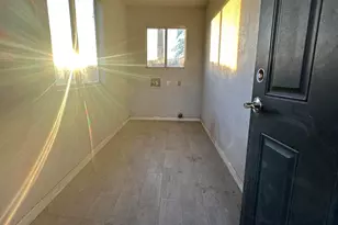 203 W Mission Ln, Phoenix, AZ 85021 - Photo 13