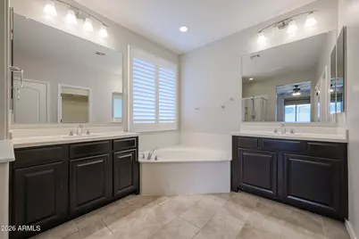 18248 W Montecito Avenue, Goodyear, AZ 85395 - Photo 31