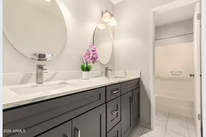 1833 W Citrus Way, Phoenix, AZ 85015 - Photo 11