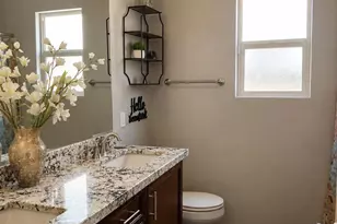 817 W Ardmore Rd, Phoenix, AZ 85041 - Photo 11