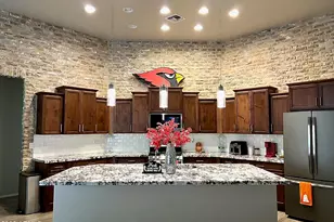 817 W Ardmore Rd, Phoenix, AZ 85041 - Photo 3