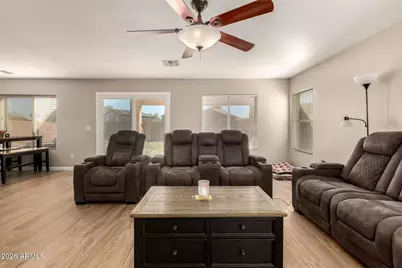 885 E Lakeview Drive, San Tan Valley, AZ 85143 - Photo 7
