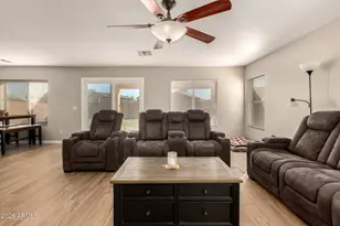 885 E Lakeview Dr, San Tan Valley, AZ 85143 - Photo 7