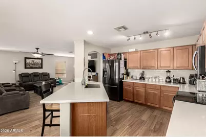 885 E Lakeview Drive, San Tan Valley, AZ 85143 - Photo 13