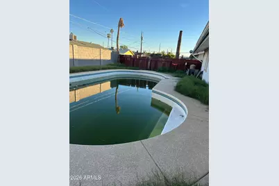 5035 N 39th Drive, Phoenix, AZ 85019 - Photo 3