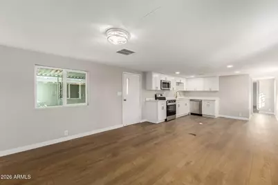 15431 N 16th Drive, Phoenix, AZ 85023 - Photo 9