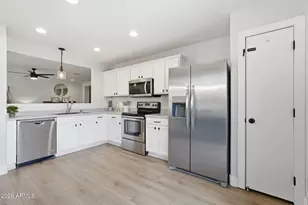 8550 E Lakeview Ave, Mesa, AZ 85209 - Photo 3