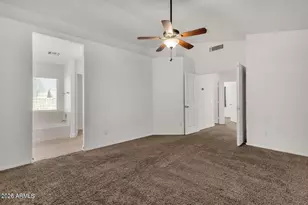 822 N Naples Dr, Chandler, AZ 85226 - Photo 9