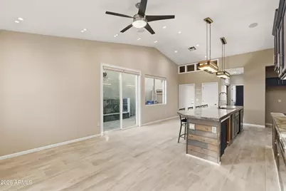 8923 E Capri Avenue, Mesa, AZ 85208 - Photo 15