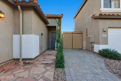 8923 E Capri Avenue, Mesa, AZ 85208 - Photo 5