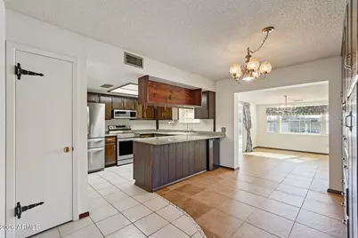 7133 W Banff Lane, Peoria, AZ 85381 - Photo 9