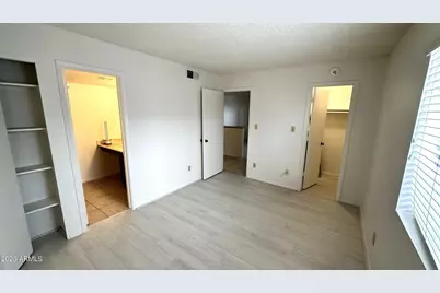 700 W University Drive #Unit 108, Tempe, AZ 85281 - Photo 7
